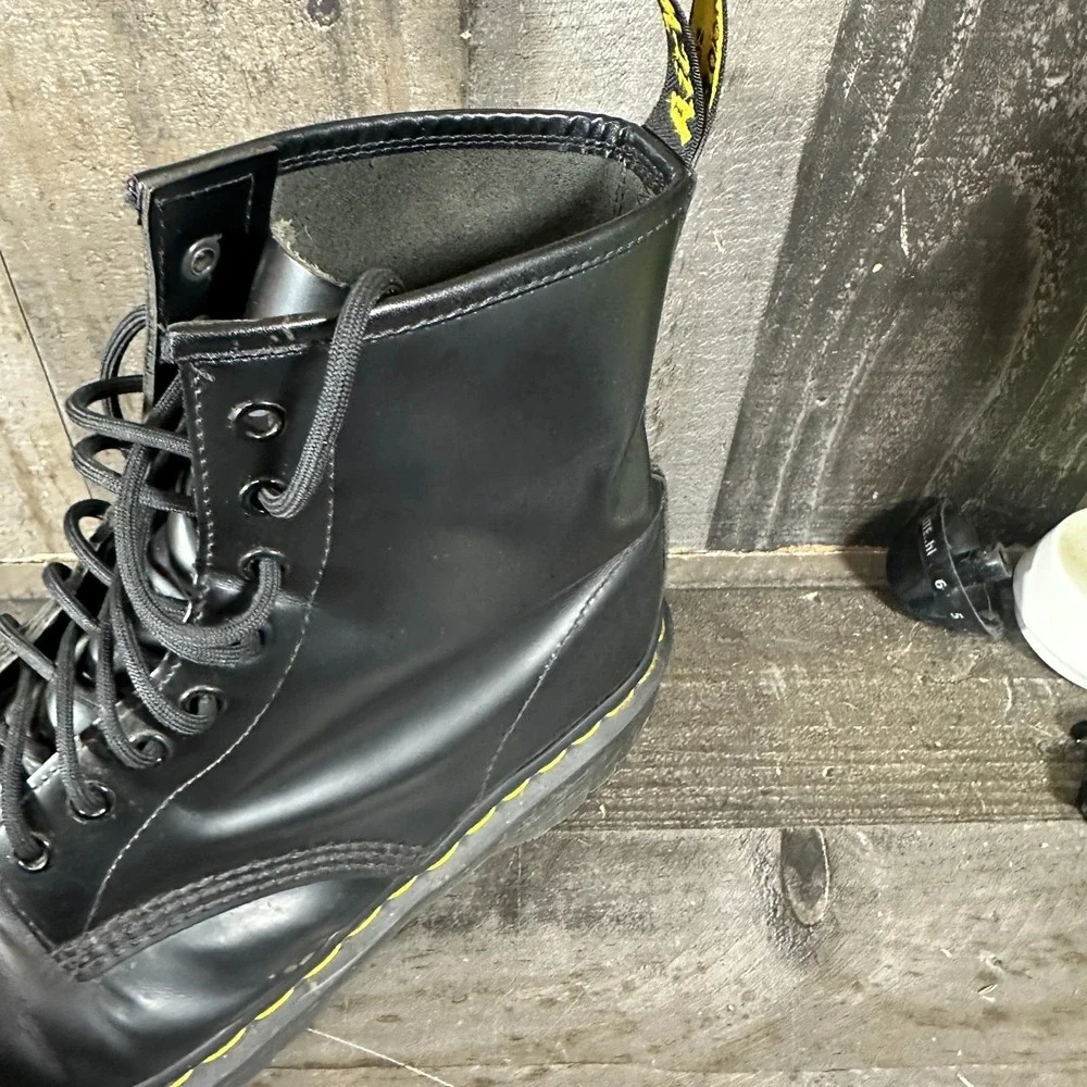 Dr. Martens Combat Boot Men's Size 13 Black Smooth Leather 8 Hole Lace Up